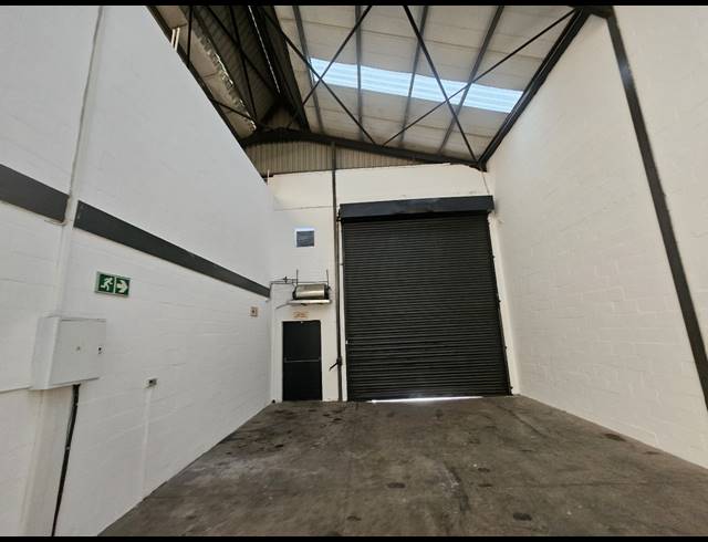 840M² WAREHOUSE TO LET IN RIVERGATE